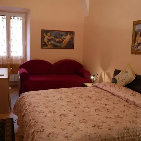 Paola Standard